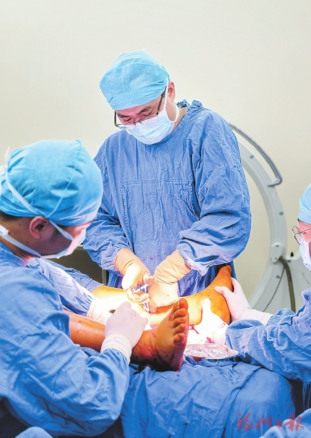 醫路有你為　為愛前行