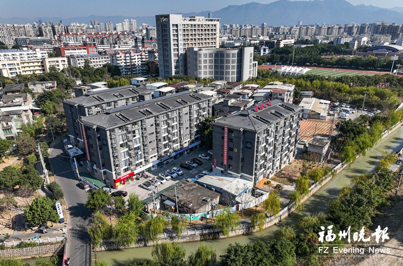 倉山霞湖村：名副其實的美